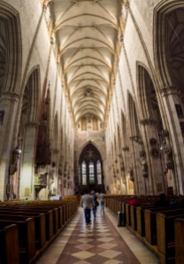 Nawa główna katedry w Ulm